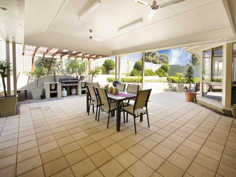 1 Gemalong Place, Glenmore Park NSW 2745
