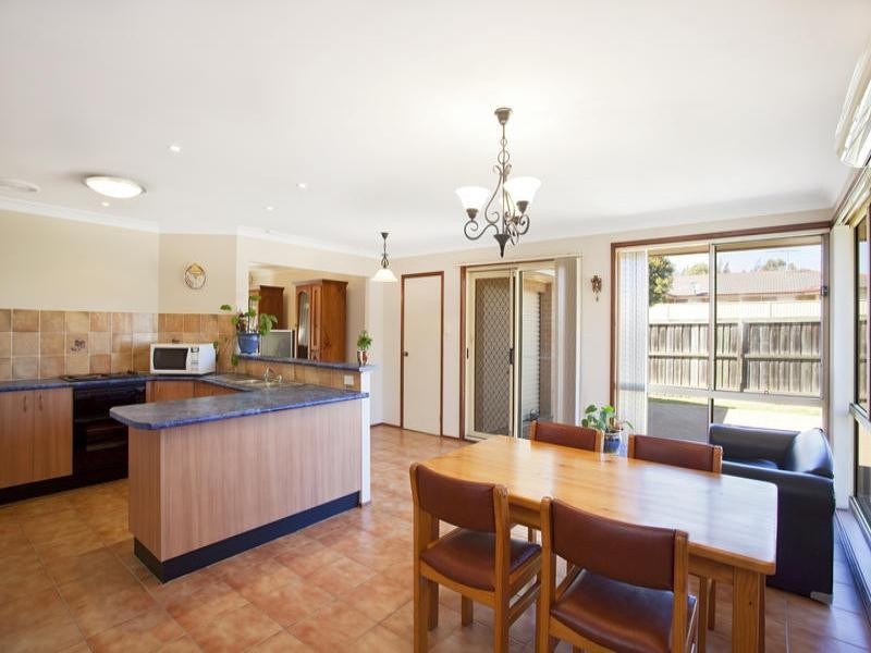 7 Ballybunnion Terrace, Glenmore Park NSW 2745