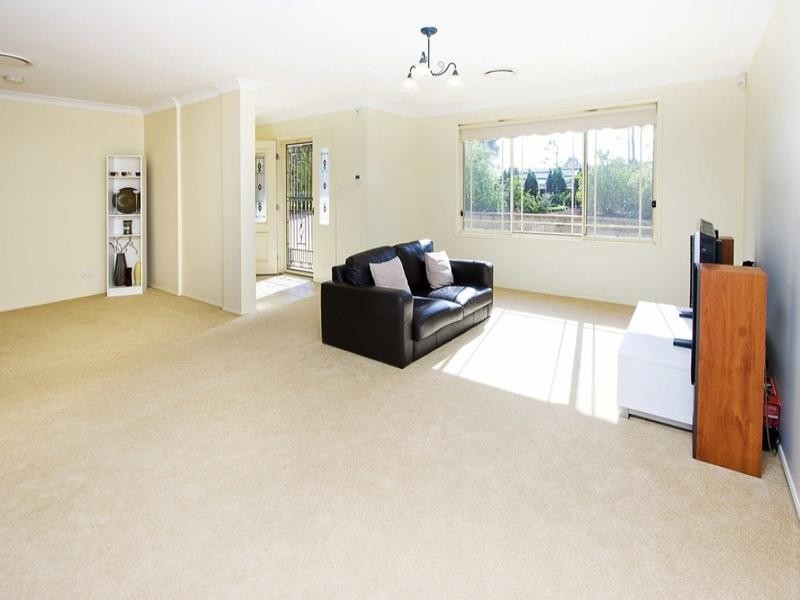 31 Saddler Way, Glenmore Park NSW 2745