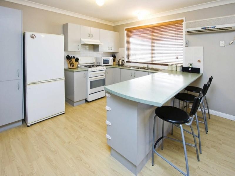 13 Friarbird Crescent, Glenmore Park NSW 2745