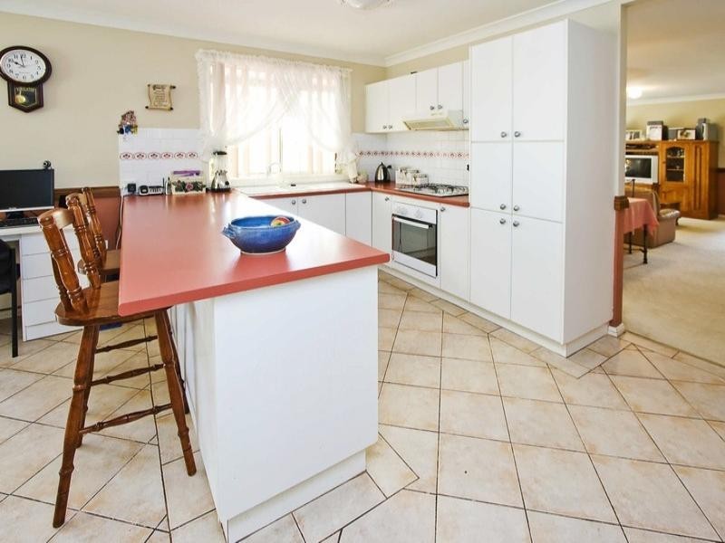 42 Midin Close, Glenmore Park NSW 2745