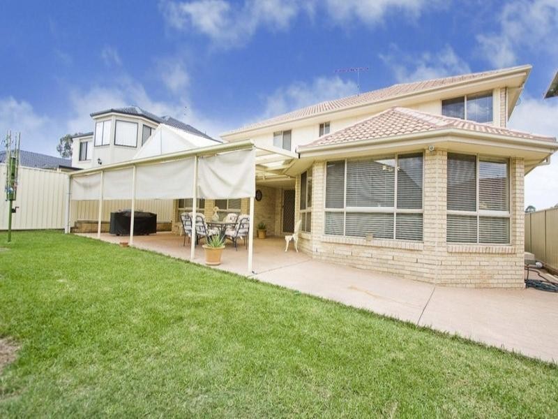 136 Ridgetop Drive, Glenmore Park NSW 2745