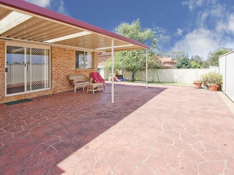 16 Floribunda Avenue, Glenmore Park NSW 2745