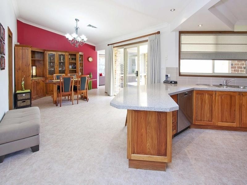 6 Freesia Place, Glenmore Park NSW 2745