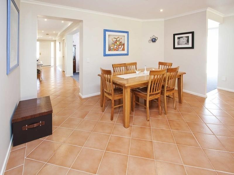 16 Sunbird Terrace, Glenmore Park NSW 2745