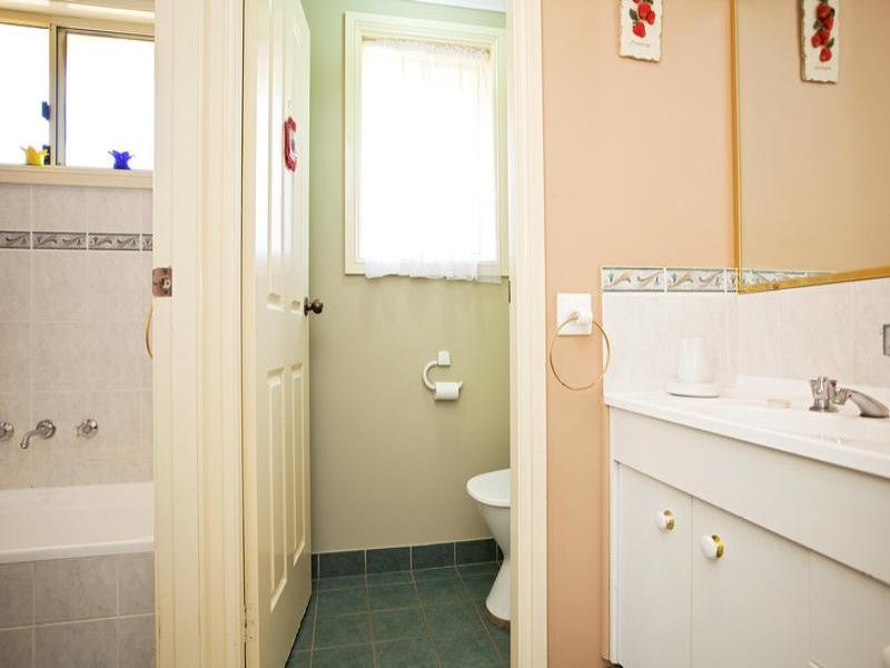 32 Durali Road, Glenmore Park NSW 2745