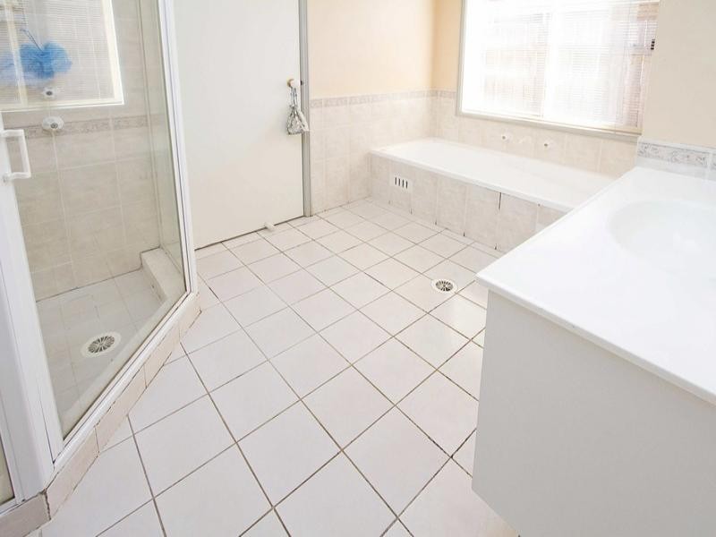 18 Bija Drive, Glenmore Park NSW 2745