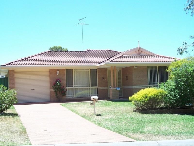 46 Ridgetop Drive, Glenmore Park NSW 2745