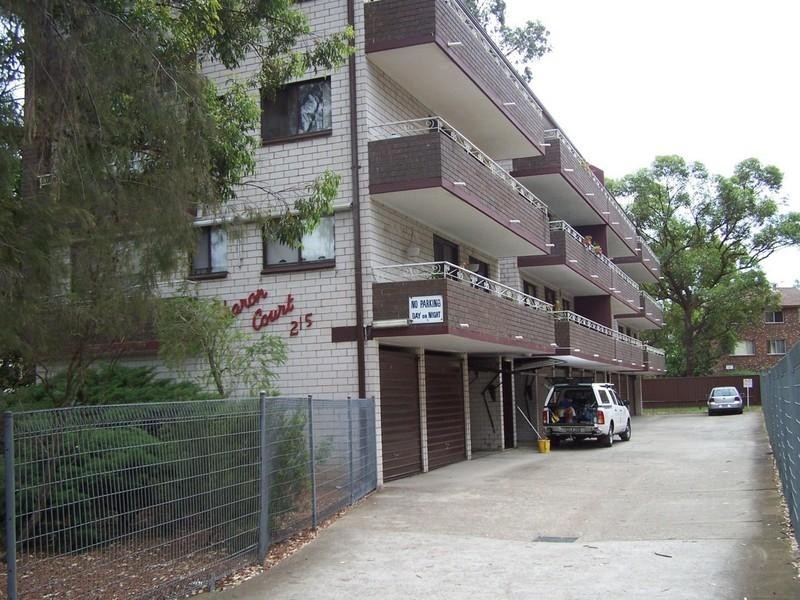 10/215 Derby Street, Penrith NSW 2750