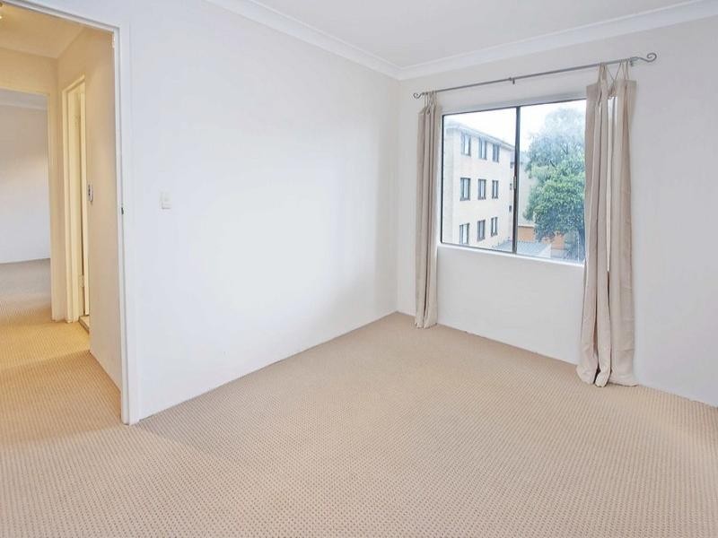 10/215 Derby Street, Penrith NSW 2750