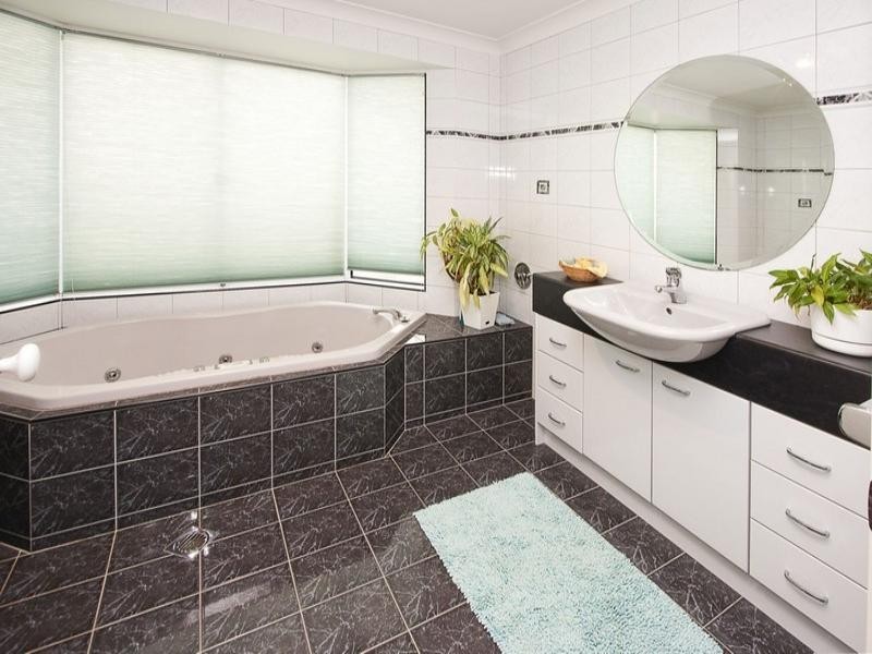 Glenmore Park NSW 2745