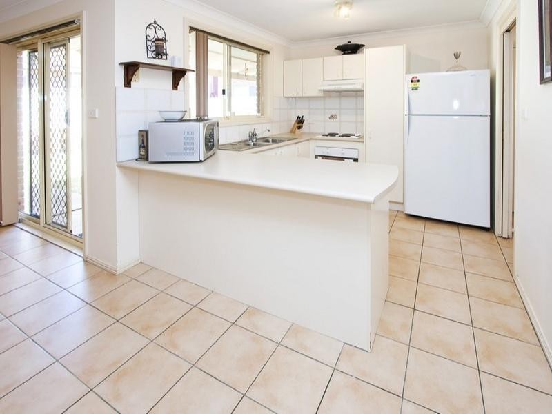 5 Kutmut Street, Glenmore Park NSW 2745