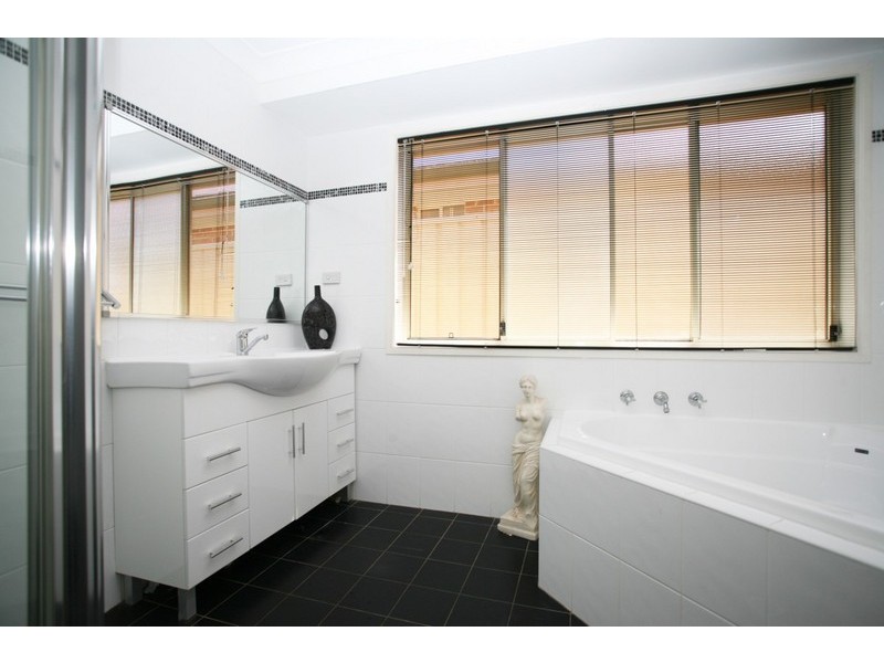 Glenmore Park NSW 2745