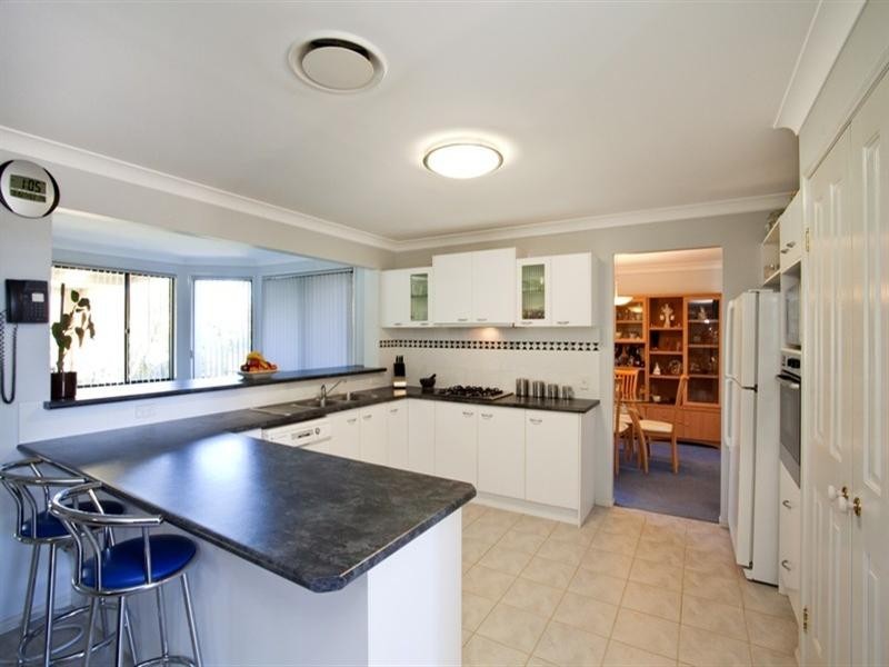 5 Saddler Way, Glenmore Park NSW 2745