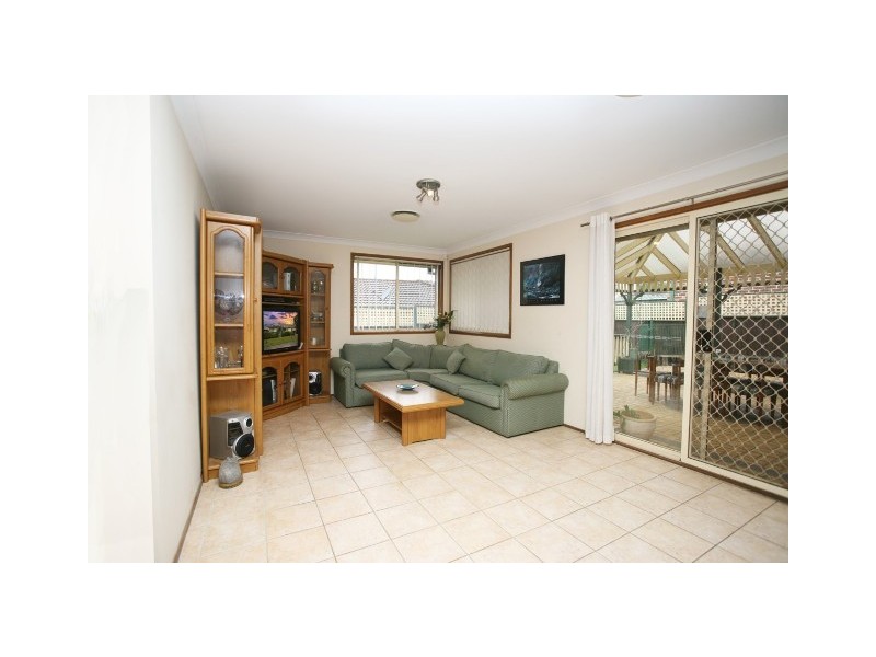 10 Silvereye Close, Glenmore Park NSW 2745