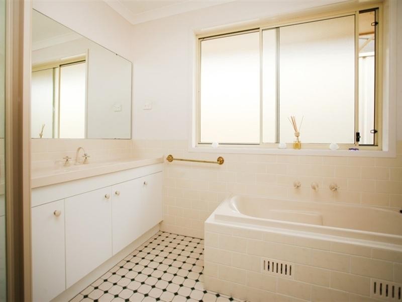 Glenmore Park NSW 2745