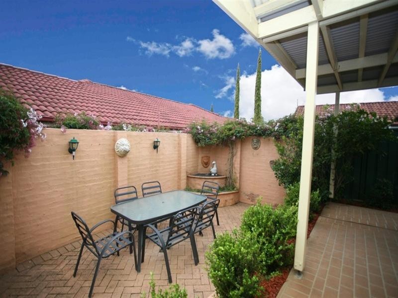 25 Fairywren Close, Glenmore Park NSW 2745
