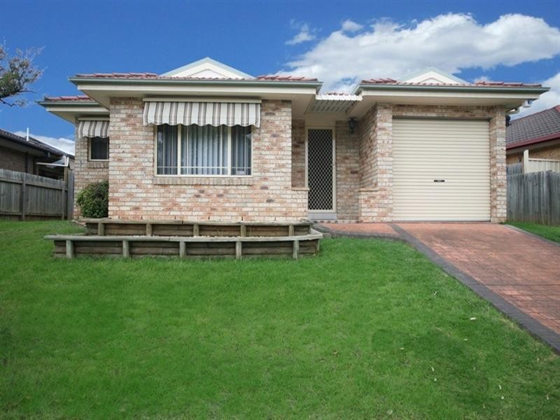 10 Oriole Street, Glenmore Park NSW 2745