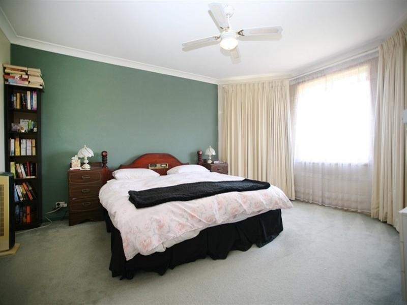 3 Stewart Place, Glenmore Park NSW 2745