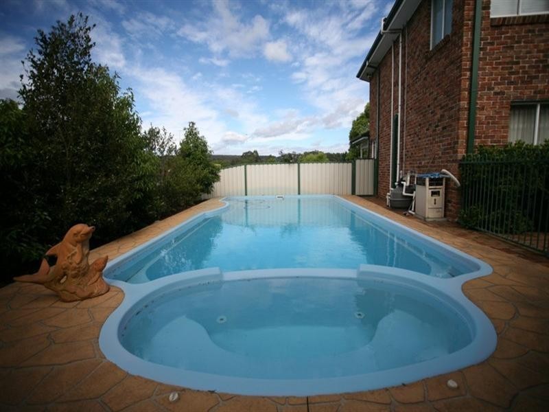 3 Stewart Place, Glenmore Park NSW 2745