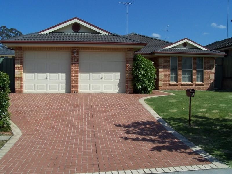 24 Kookaburra Crescent, Glenmore Park NSW 2745