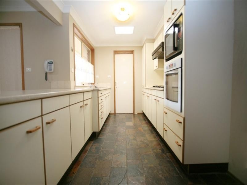 25 Rainbow Close, Glenmore Park NSW 2745