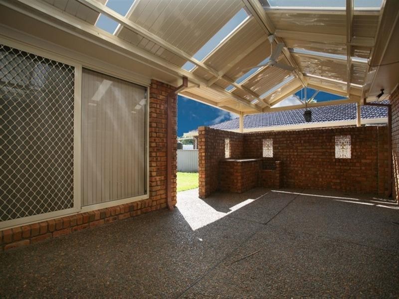 25 Rainbow Close, Glenmore Park NSW 2745