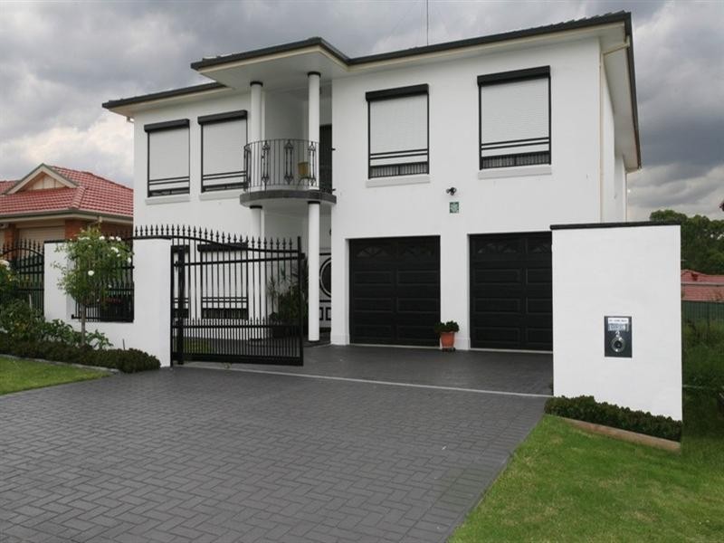 2 Wallan Avenue, Glenmore Park NSW 2745