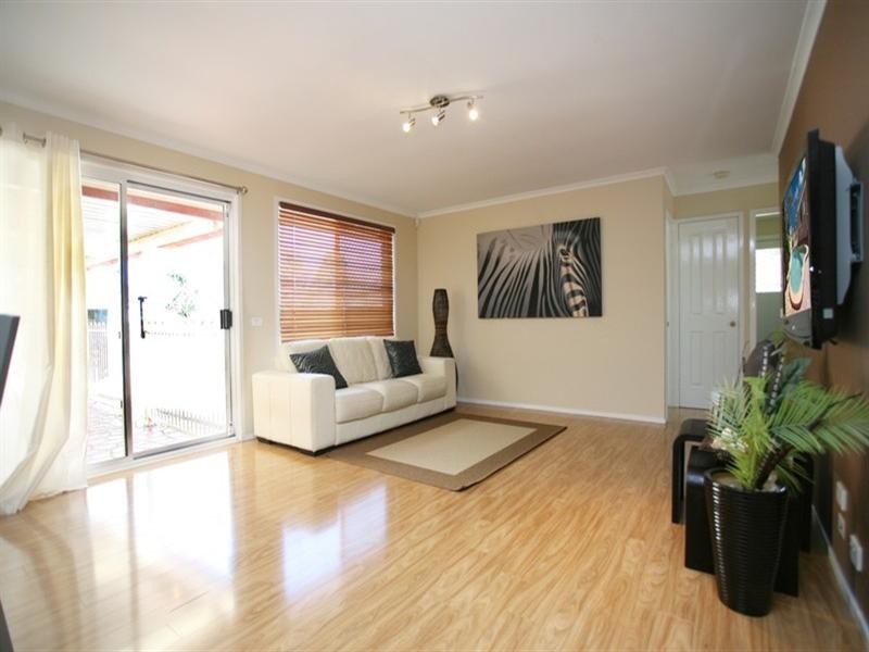 37 Dungara Crescent, Glenmore Park NSW 2745