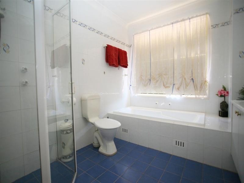 Glenmore Park NSW 2745