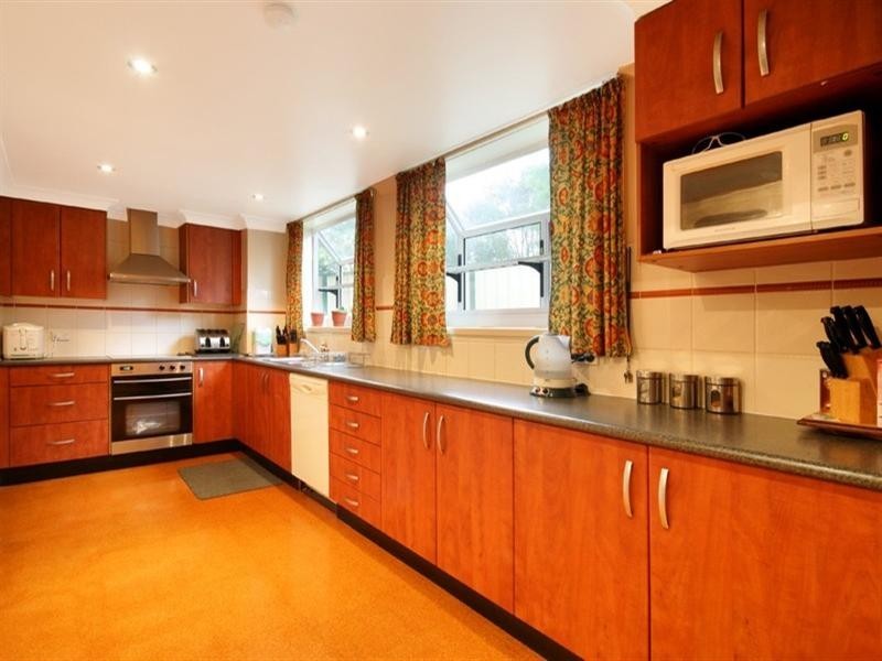 10 Mowla Avenue, Jamisontown NSW 2750