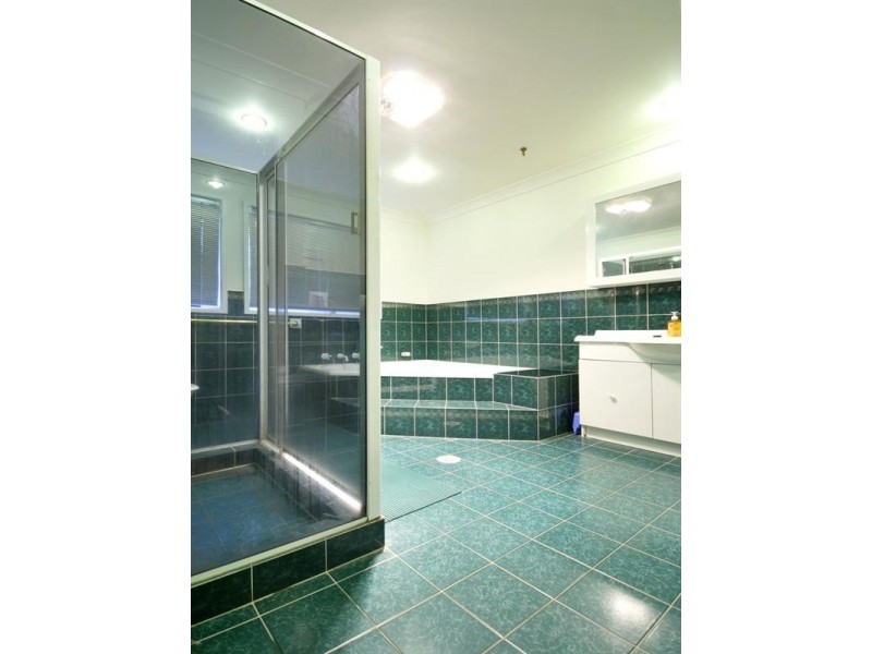 10 Mowla Avenue, Jamisontown NSW 2750