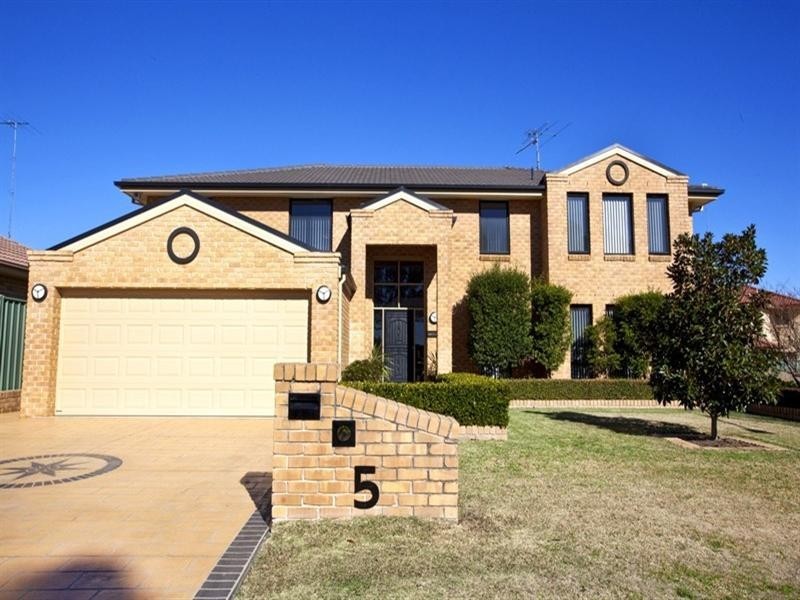 5 Saddler Way, Glenmore Park NSW 2745
