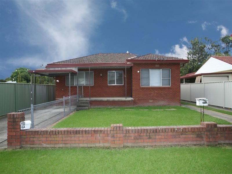 12 Gibbes Street, Regentville NSW 2745