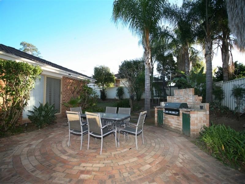 40 Floribunda Avenue, Glenmore Park NSW 2745