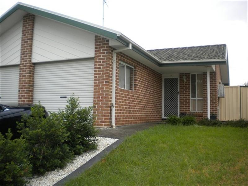 49B Woodlands Drive, Glenmore Park NSW 2745