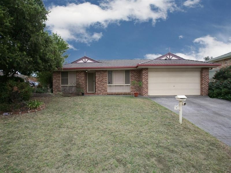 1 Freesia Place, Glenmore Park NSW 2745