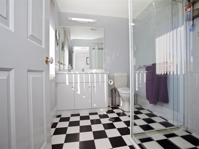 5 Saddler Way, Glenmore Park NSW 2745