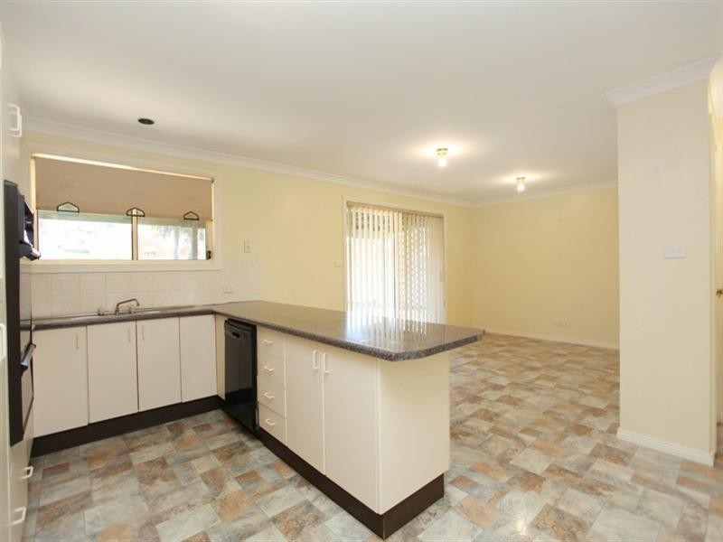 13 Cartwright Place, Glenmore Park NSW 2745