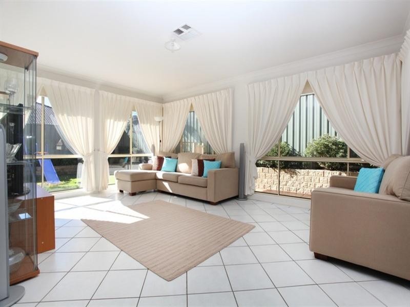 19 Shearwater Drive, Glenmore Park NSW 2745