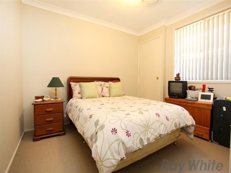 6 Oriole Street, Glenmore Park NSW 2745