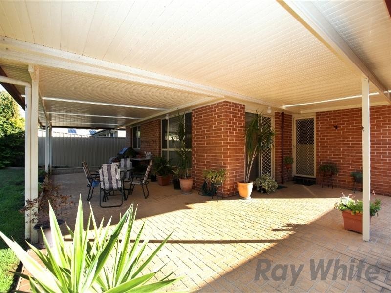 6 Oriole Street, Glenmore Park NSW 2745