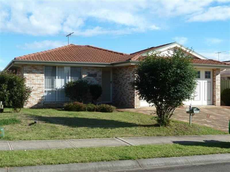 13 Wolara Avenue, Glenmore Park NSW 2745