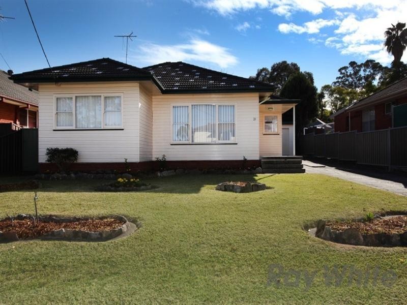 21 Mitchell Street, South Penrith NSW 2750
