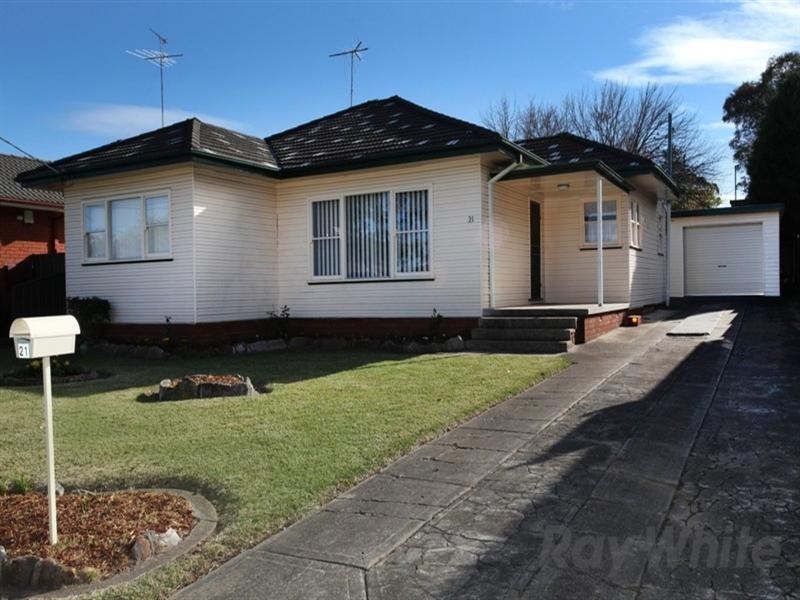 21 Mitchell Street, South Penrith NSW 2750
