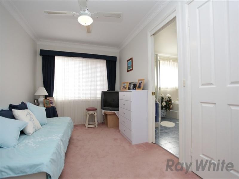 4 Dungara Crescent, Glenmore Park NSW 2745