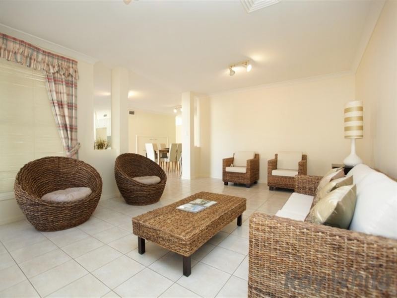 4 Jimbi Place, Glenmore Park NSW 2745