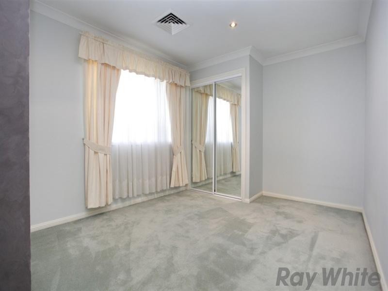 4 Jimbi Place, Glenmore Park NSW 2745