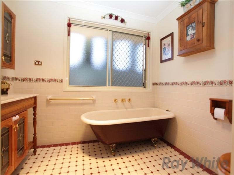 169 Ridgetop Drive, Glenmore Park NSW 2745