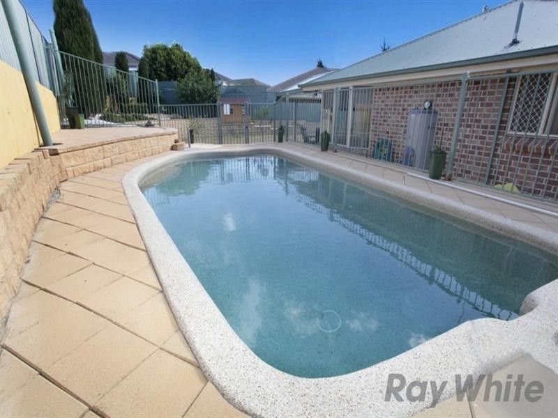 169 Ridgetop Drive, Glenmore Park NSW 2745